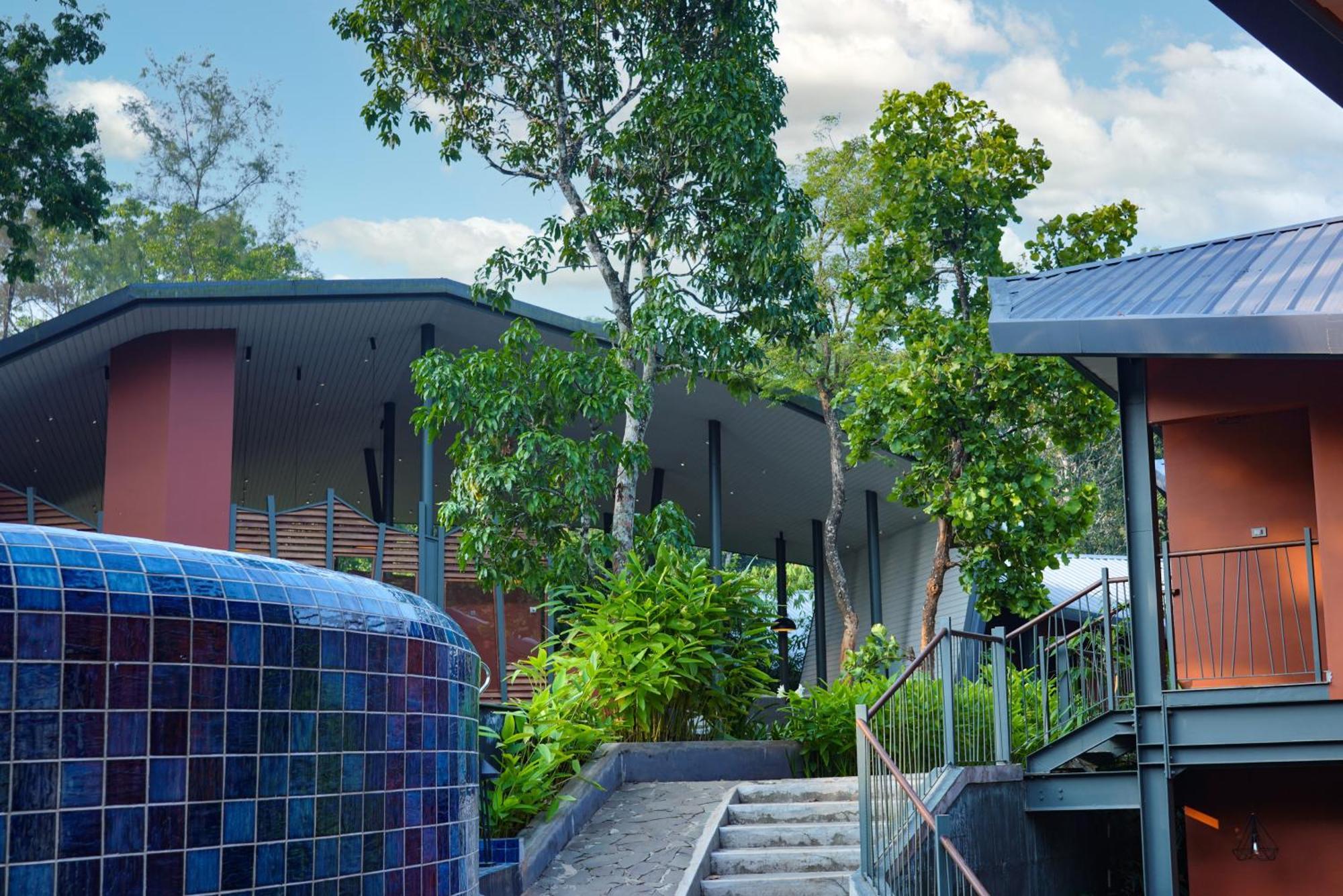 Vyna Hillock Resort And Spa Витири Екстериор снимка