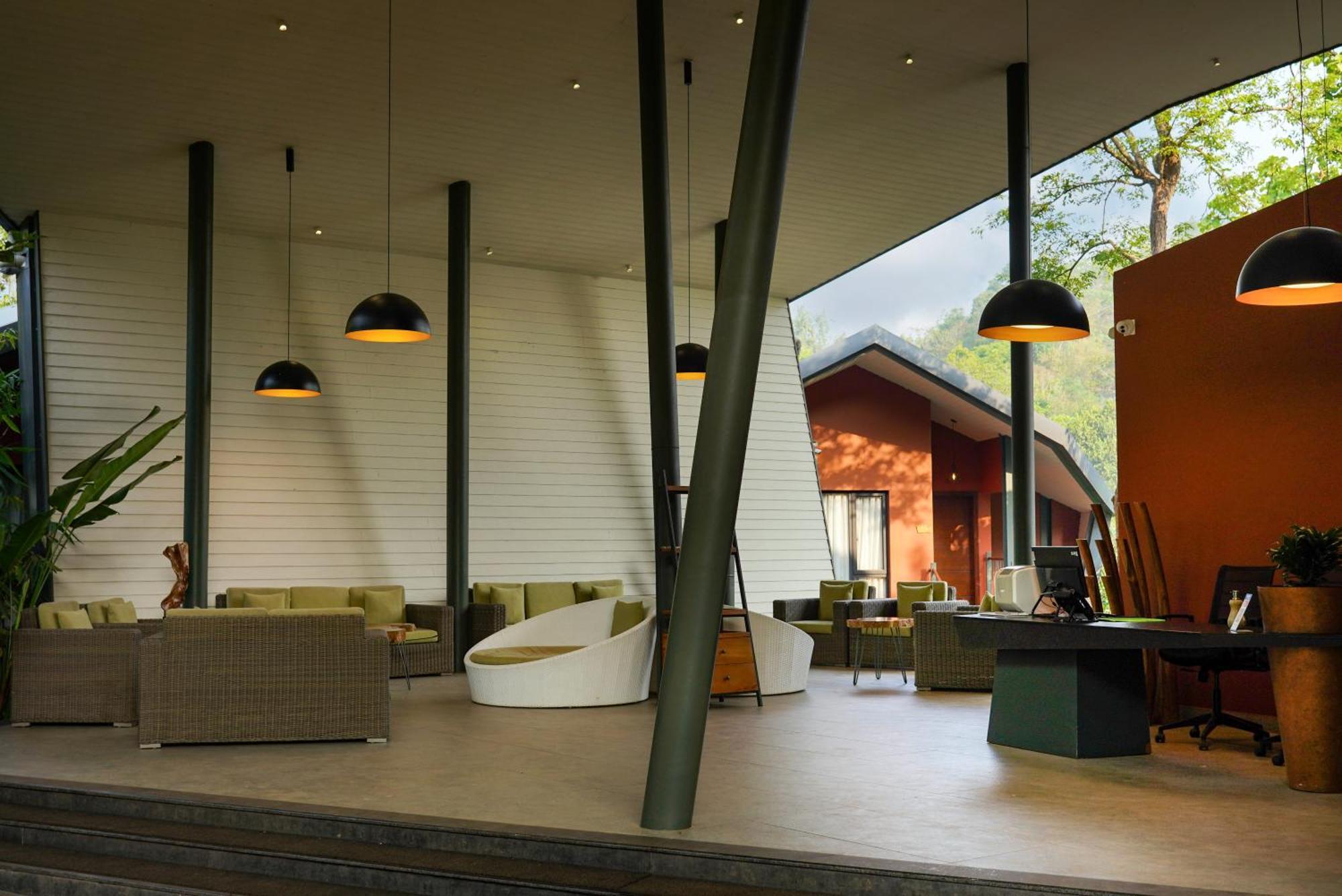 Vyna Hillock Resort And Spa Витири Екстериор снимка
