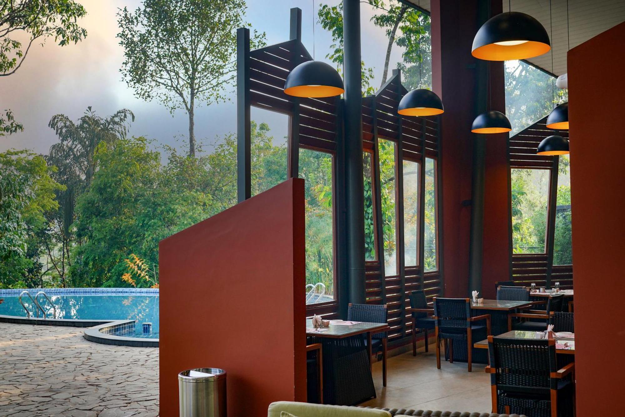 Vyna Hillock Resort And Spa Витири Екстериор снимка