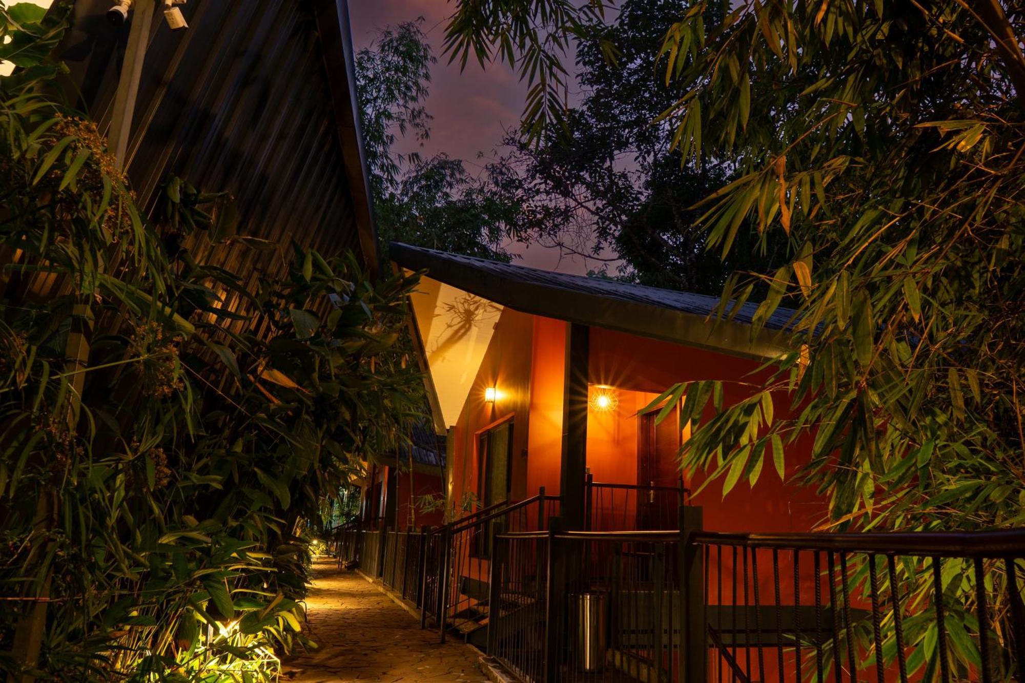 Vyna Hillock Resort And Spa Витири Екстериор снимка